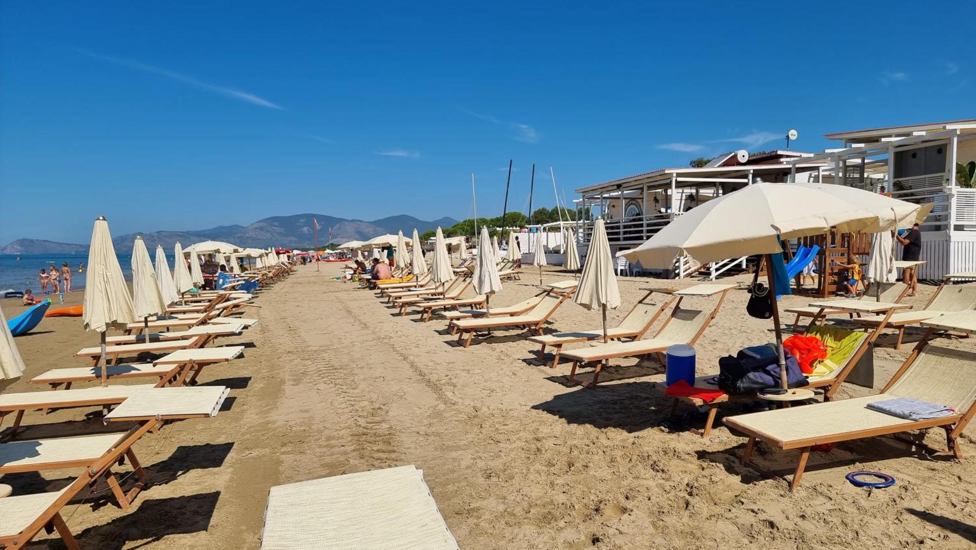 La Villa Fronte Spiaggia Bandiera Blu Sperlonga Exterior photo